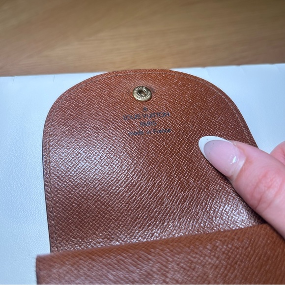 Louis Vuitton Monogram Coin Purse - Picture 4 of 10